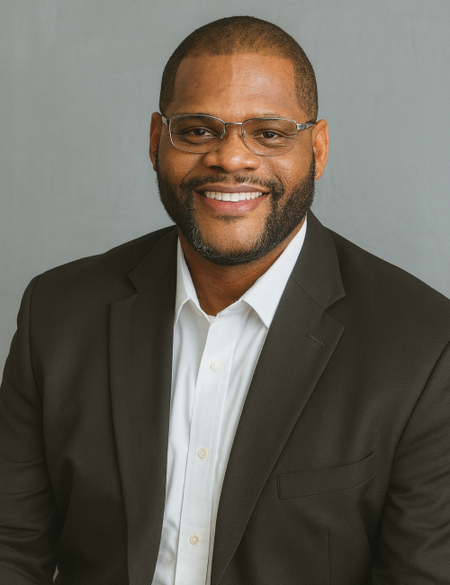 Sheldon Holder Headshot picture